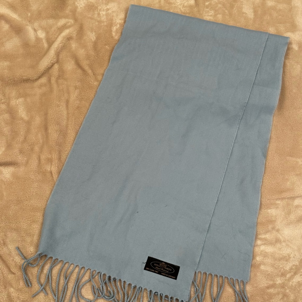 100% Cashmere Baby Blue Scarf